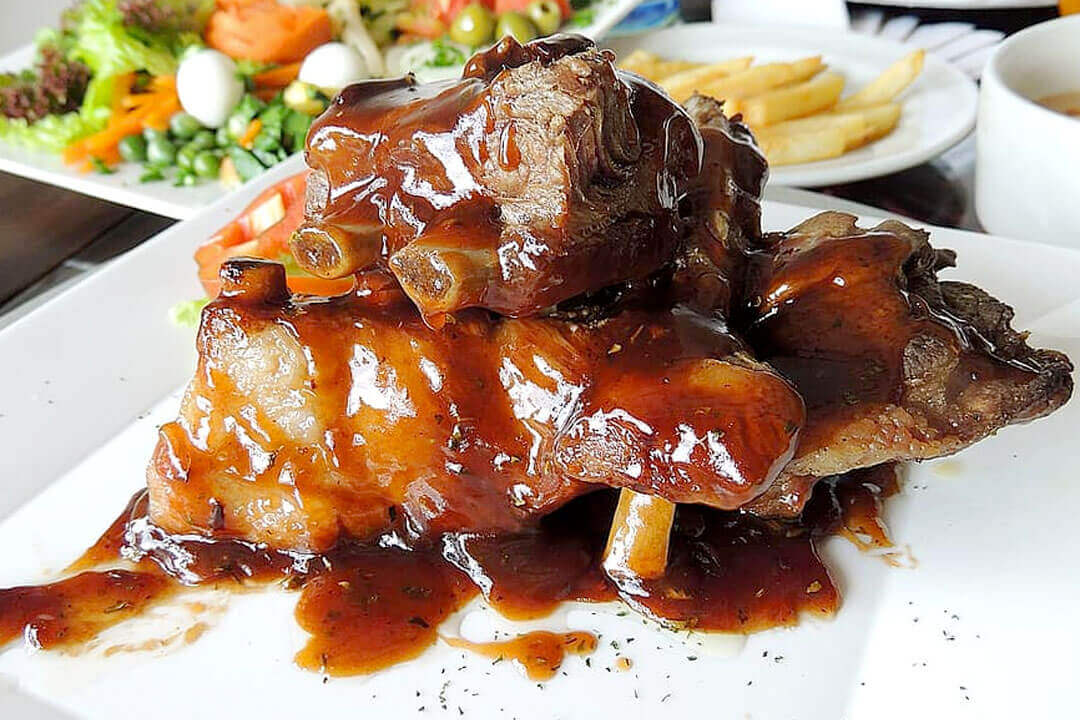 Recetas de costillas de cerdo al horno con patatas